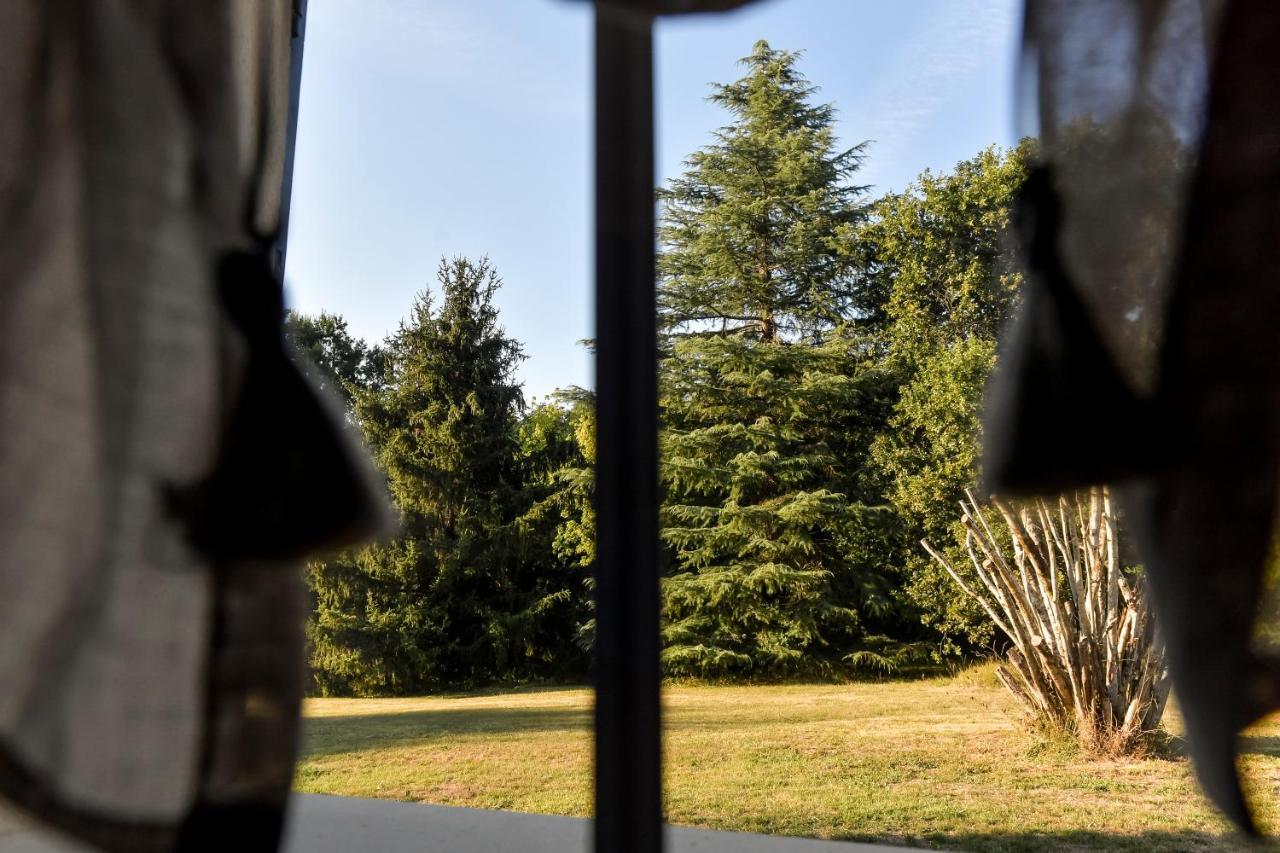 Domaine verte vallée Lignan-de-Bordeaux Extérieur photo